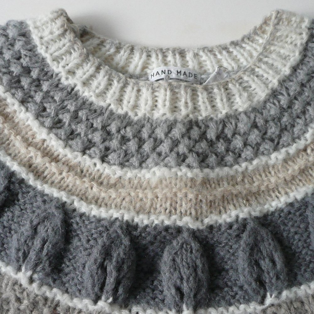 Vintage Handmade Sweater by Sweater Bee Size M